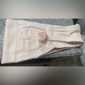 Lansinoh Honeysuckle Hands-Free Pumping Bra small  new without tag